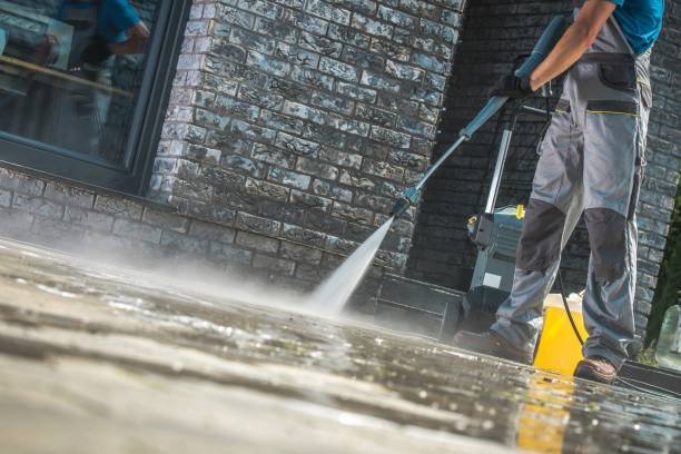 Best Sign and Awning Cleaning  in Mequon, WI